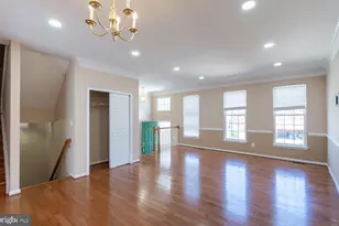 43723 Banshee Heights Terrace, Ashburn, VA 20148 - Photo 8