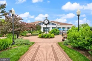 20576 Snowshoe Square, Ashburn, VA 20147 - Photo 40