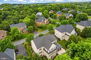 18510 Barton Creek Pl, Leesburg, VA 20176 - Photo 12