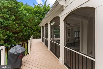 18510 Barton Place, Leesburg, VA 20176 - Photo 6