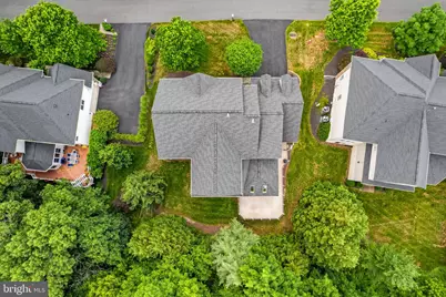 18510 Barton Place, Leesburg, VA 20176 - Photo 10