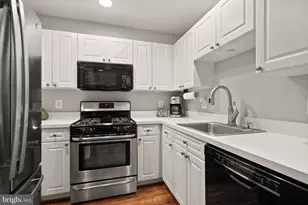 20603 Cornstalk, Ashburn, VA 20147 - Photo 12