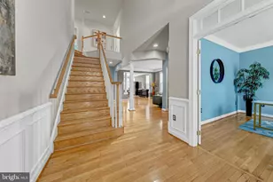 42654 Frontier Dr, Brambleton, VA 20148 - Photo 8