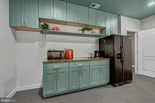 42654 Frontier Dr, Brambleton, VA 20148 - Photo 46