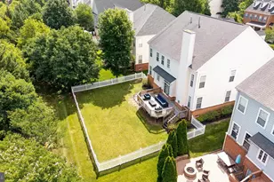 42654 Frontier Dr, Brambleton, VA 20148 - Photo 54