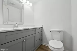 112 Richland Cir, Sterling, VA 20164 - Photo 32