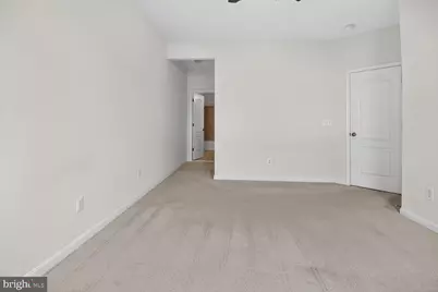 24690 Byrne Meadow Square, Aldie, VA 20105 - Photo 16
