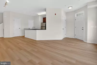 24690 Byrne Meadow Square, Aldie, VA 20105 - Photo 4
