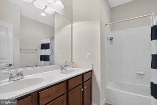 41858 Farnborough Pl, Leesburg, VA 20176 - Photo 36