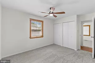 607 S Alder Ave S, Sterling, VA 20164 - Photo 22