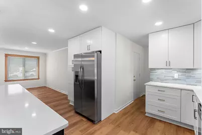 607 S Alder Avenue S, Sterling, VA 20164 - Photo 12