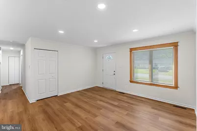 607 S Alder Avenue S, Sterling, VA 20164 - Photo 6