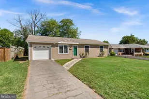 607 S Alder Ave S, Sterling, VA 20164 - Photo 4