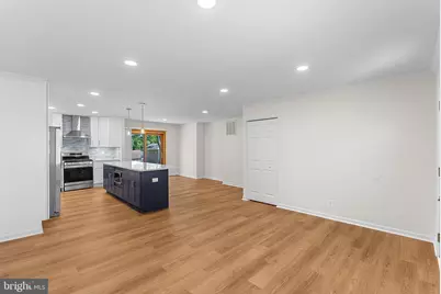 607 S Alder Avenue S, Sterling, VA 20164 - Photo 8