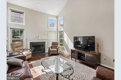 20547 Ringold Drive, Ashburn, VA 20147 - Photo 18