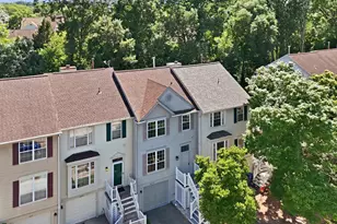 46757 Hobblebush Terrace, Sterling, VA 20164 - Photo 2