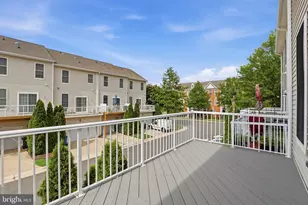 42767 Hollingsworth Terrace, Chantilly, VA 20152 - Photo 32