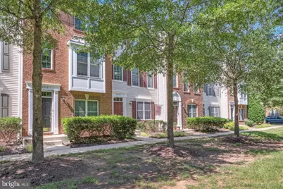 42767 Hollingsworth Terrace, Chantilly, VA 20152 - Photo 2