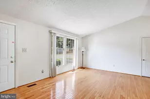 1803 E Beech Rd, Sterling, VA 20164 - Photo 6