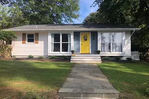 203 Maple St, Middleburg, VA 20117 - Photo 1