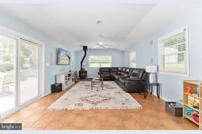 1009 S Ironwood Road, Sterling, VA 20164 - Photo 26