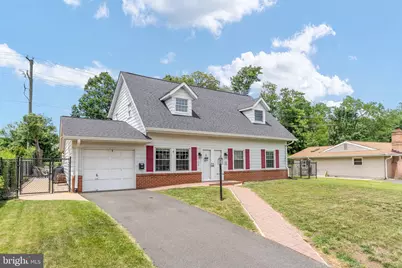 1009 S Ironwood Road, Sterling, VA 20164 - Photo 4