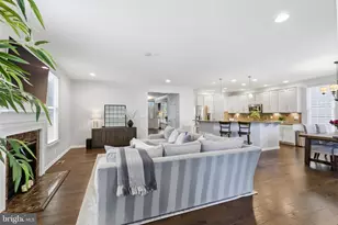 25172 Riding Center Dr, Chantilly, VA 20152 - Photo 4