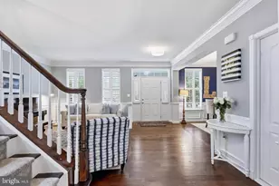 25172 Riding Center Dr, Chantilly, VA 20152 - Photo 6