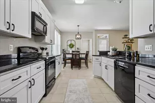 42940 Spyder Pl, Chantilly, VA 20152 - Photo 6