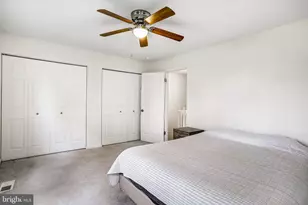 1033 Margate Ct, Sterling, VA 20164 - Photo 16