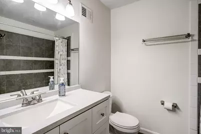 1033 Margate Court, Sterling, VA 20164 - Photo 16