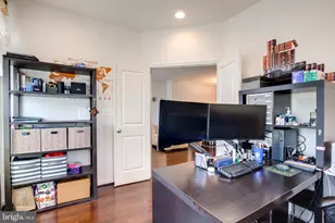 25099 Prairie Fire Square, Aldie, VA 20105 - Photo 24