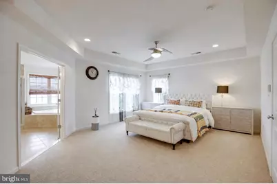 25099 Prairie Fire Square, Aldie, VA 20105 - Photo 32