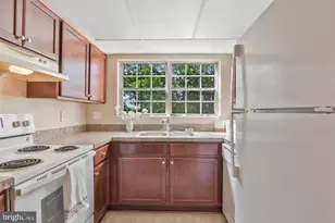 121 Fort Evans Rd SE, Leesburg, VA 20175 - Photo 1