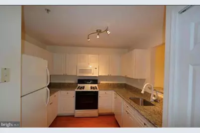 44086 Natalie Terrace #301, Ashburn, VA 20147 - Photo 6