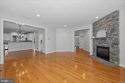 42631 Explorer Drive, Brambleton, VA 20148 - Photo 16