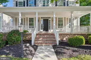 42631 Explorer Dr, Brambleton, VA 20148 - Photo 2