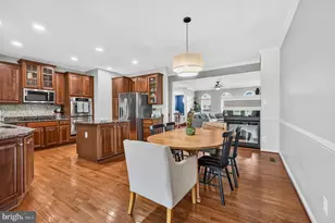 25399 Peaceful Terrace, Aldie, VA 20105 - Photo 6