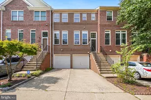 47694 Whirlpool Square, Sterling, VA 20165 - Photo 1