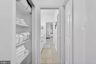 25301 Poland Rd, Chantilly, VA 20152 - Photo 46