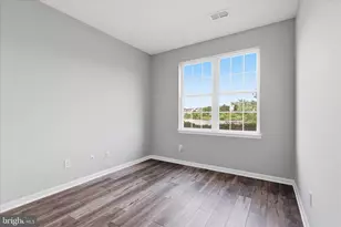 25327 Eldridge Terrace, Chantilly, VA 20152 - Photo 8