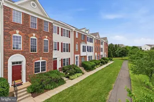 25327 Eldridge Terrace, Chantilly, VA 20152 - Photo 4