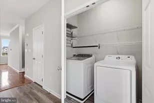 25327 Eldridge Terrace, Chantilly, VA 20152 - Photo 22