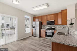 25327 Eldridge Terrace, Chantilly, VA 20152 - Photo 18