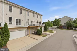 25327 Eldridge Terrace, Chantilly, VA 20152 - Photo 38