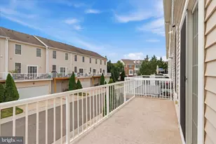 25327 Eldridge Terrace, Chantilly, VA 20152 - Photo 24