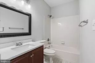 25327 Eldridge Terrace, Chantilly, VA 20152 - Photo 10