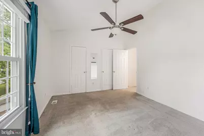 98 Saint Charles Square, Sterling, VA 20164 - Photo 20