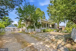606 Edwards Ferry Rd NE, Leesburg, VA 20176 - Photo 4