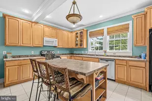 606 Edwards Ferry Rd NE, Leesburg, VA 20176 - Photo 6